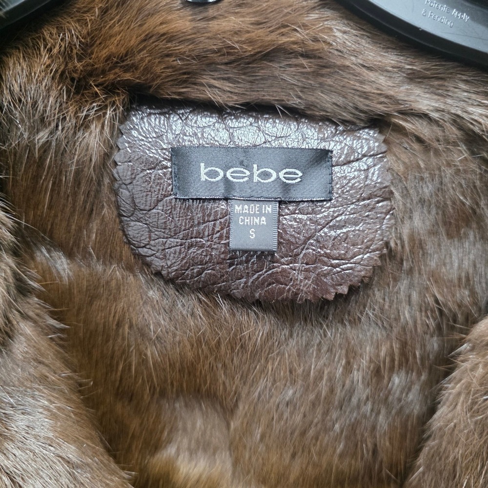 Bebe Vintage Y2K Brown Croc Embossed Leather Jacket Rabbit Fur Trim Small - Picture 3 of 9